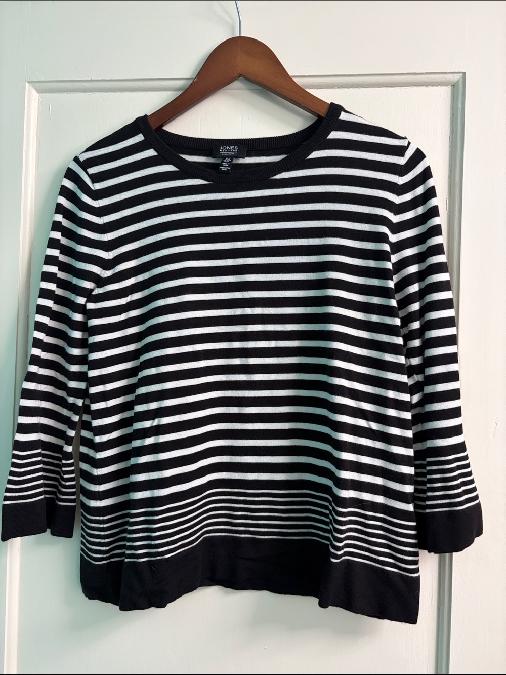 Jones New York Black and White Striped Crewneck Sweater